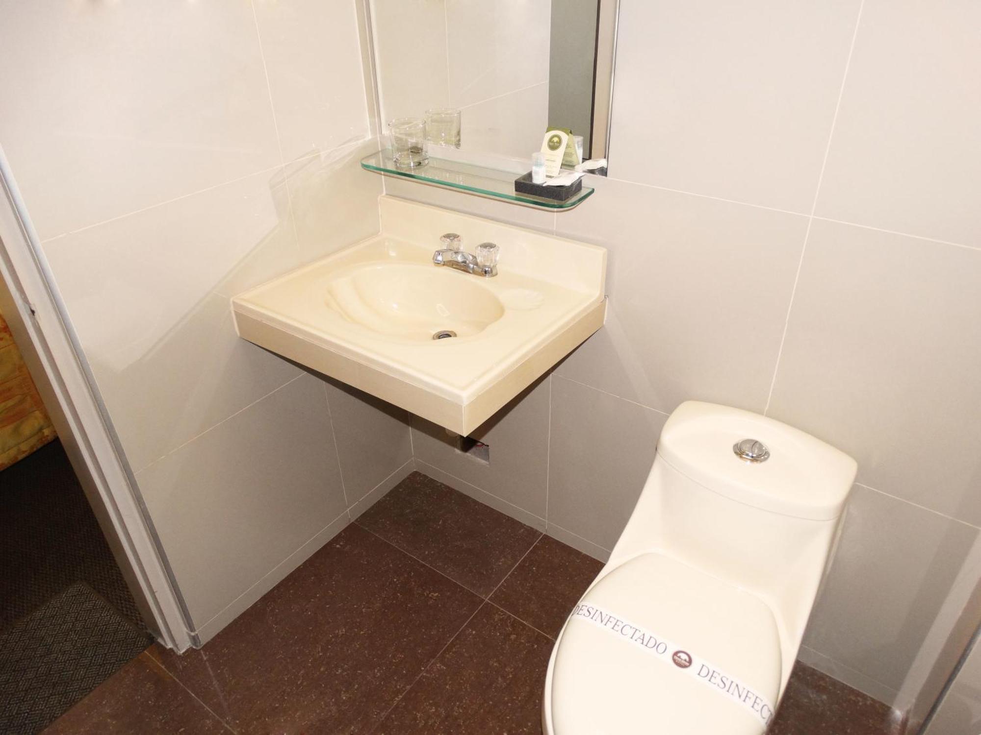 Hotel Gran Sipan Chiclayo Pokoj fotografie