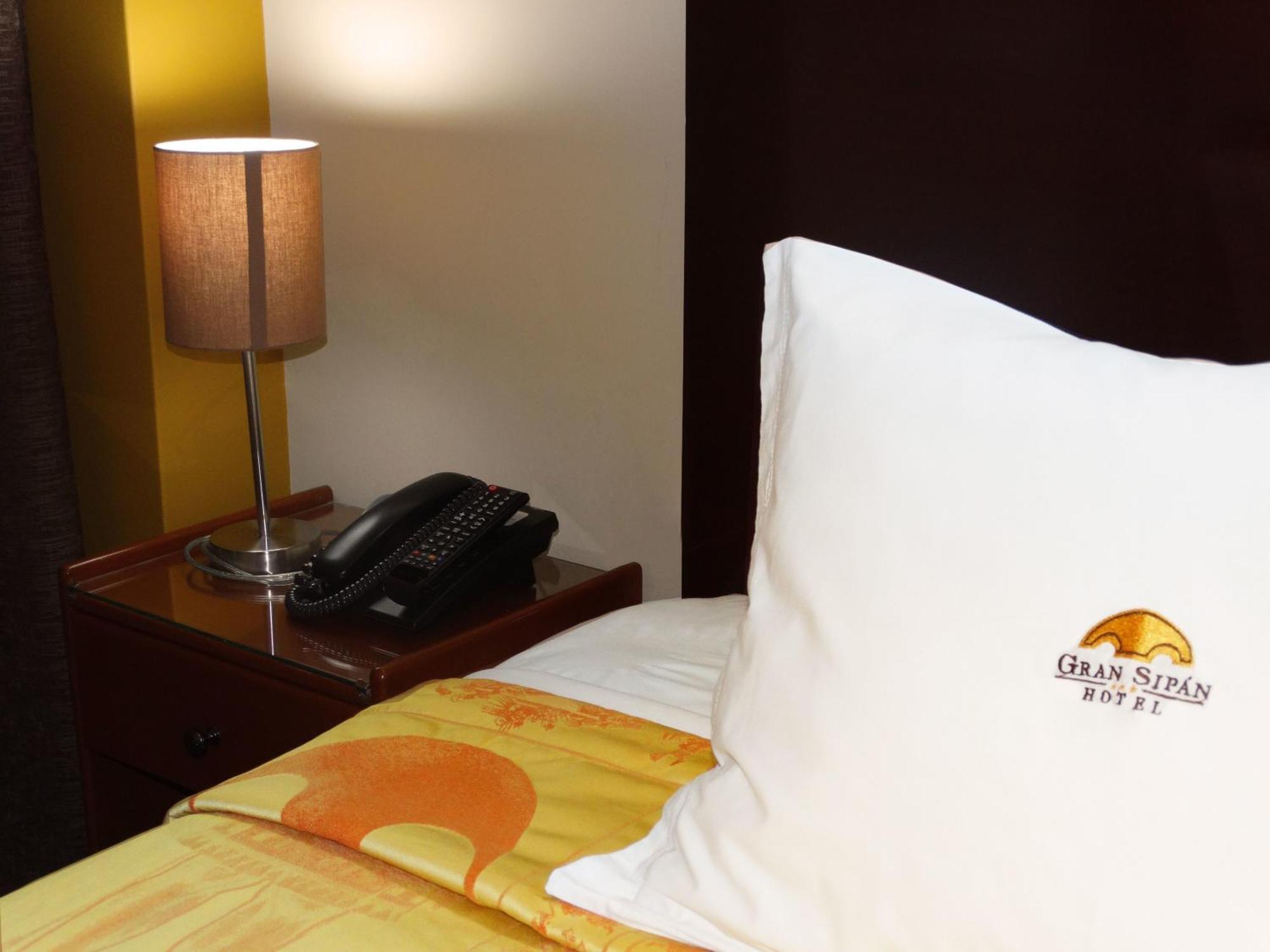 Hotel Gran Sipan Chiclayo Pokoj fotografie